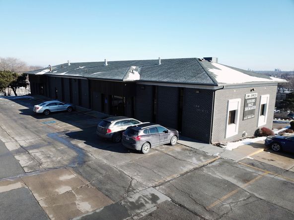 7000 Spring St, Omaha, NE 68106